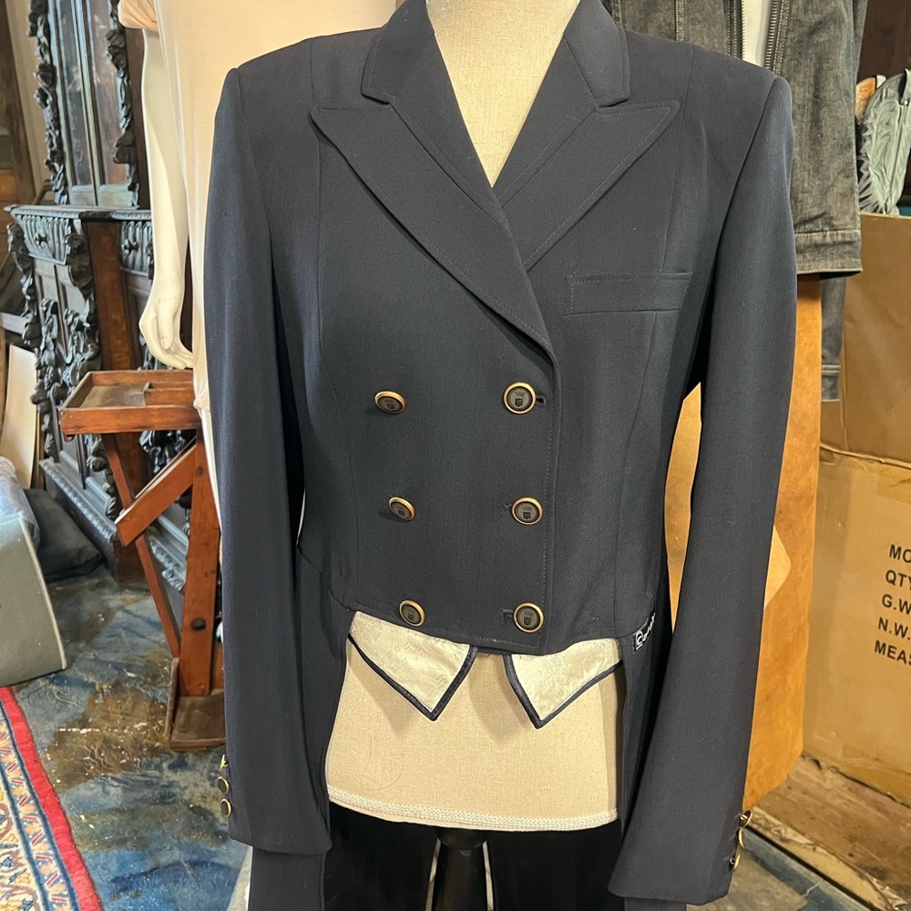 Cavallo custom shadbelly dressage coat